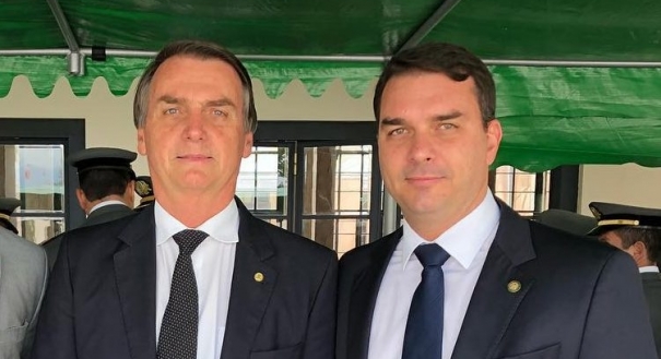 Jair e Flávio Bolsonaro