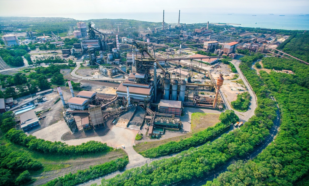 ArcelorMittal, uma das empresas que terá que compensar a população por causa da poluição. Crédito: Gazeta Online